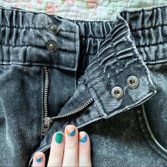 NWT BDG UO black Denim Mini skirt stretchy waist - Picture 5 of 6